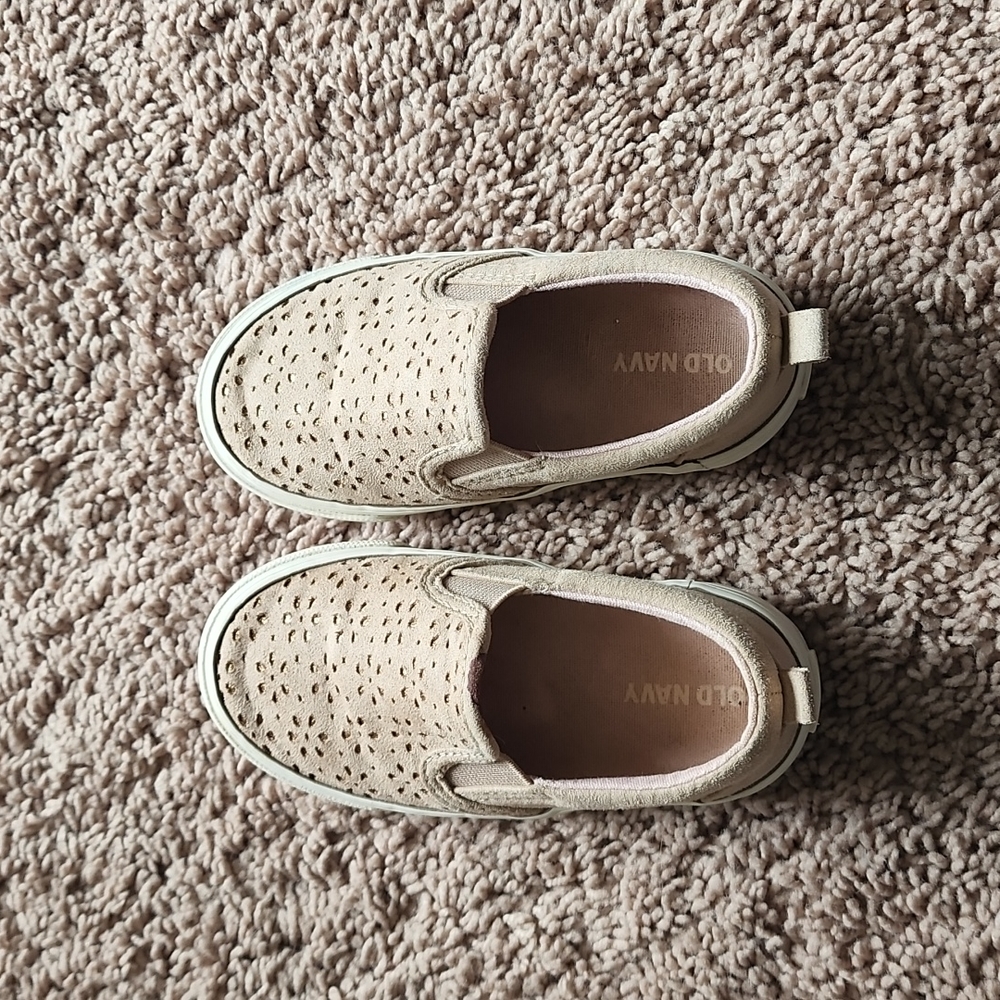 COPY - Old Navy Size 7 Toddler Girls Shoes